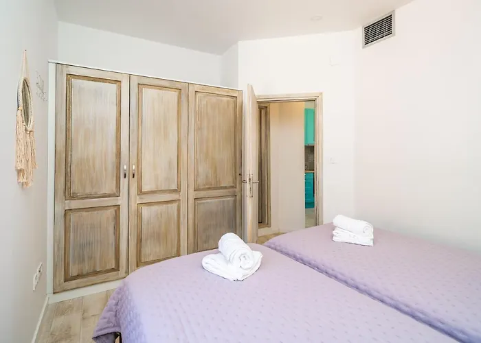 Luxury Apartment Petra With Terrace And City View